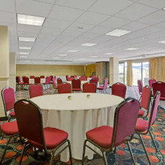 Отель Ramada Waterfront Sarasota
