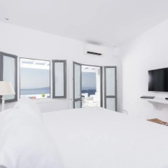 Отель Aqua Luxury Suites Люкс с различными типами кроватей фото 5