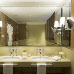 Отель Portrait Firenze 5* Студия Делюкс с различными типами кроватей фото 3