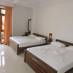 Отель Rajarata Lodge 3* Стандартный номер с различными типами кроватей фото 3
