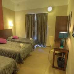 Carlton Hotel 3* Стандартный номер фото 4