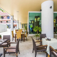 Baan Lukkan Resort Hotel Патонг питание фото 3