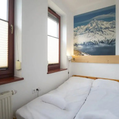 Отель Apartamenty pod Lipkami w Centrum z balkonami (parking) комната для гостей фото 5