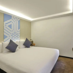 Отель U Sukhumvit Bangkok 4* Улучшенный семейный номер с двуспальной кроватью фото 13