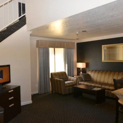 Отель Alexis Park All Suite Resort 3* Люкс с 2 отдельными кроватями