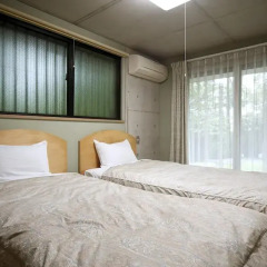 Отель Ambient Izukogen Cottage Ито комната для гостей фото 2