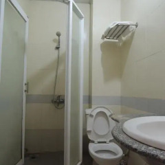 Dong Khanh Hotel 2* Стандартный номер с двуспальной кроватью фото 7