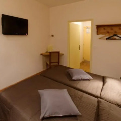 Отель Citotel Trianon Grenoble Centre 2* Стандартный номер с двуспальной кроватью фото 4