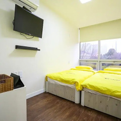 Отель 24 Guesthouse Seoul City Hall 2* Номер Делюкс с 2 отдельными кроватями фото 5