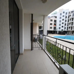 Апартаменты Avalon Apartments Солнечный берег балкон