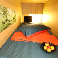 Hanoi Youth Hostel Кровать в общем номере
