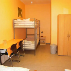 Happy Go Lucky Hotel + Hostel Стандартный номер фото 2