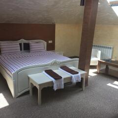 Отель Guest House Romantika Болгария, Копривштица - отзывы, цены и фото номеров - забронировать отель Guest House Romantika онлайн бассейн