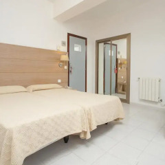 Hotel Ibiza Playa 3* Стандартный номер с различными типами кроватей