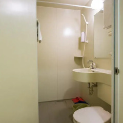 Отель Hi Inn Shanghai Pudong Airport ChenYang Road Китай, Шанхай - отзывы, цены и фото номеров - забронировать отель Hi Inn Shanghai Pudong Airport ChenYang Road онлайн ванная