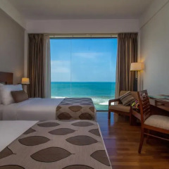 Отель The Ocean Colombo 3* Улучшенный номер с различными типами кроватей фото 6