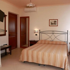 Отель B&B Villa Cristina 3* Стандартный номер фото 2
