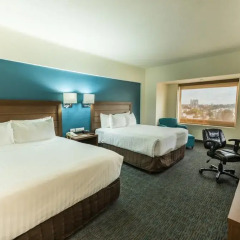 Отель Holiday Inn Guadalajara Expo 3* Стандартный номер с двуспальной кроватью фото 2