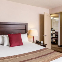 Campus Tower Suite Hotel 3* Люкс Премиум с различными типами кроватей фото 2