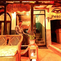 Отель Peace Eye Guest House Непал, Покхара - отзывы, цены и фото номеров - забронировать отель Peace Eye Guest House онлайн бассейн