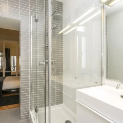 Отель Delightful Lisbon City Apartment Португалия, Лиссабон - отзывы, цены и фото номеров - забронировать отель Delightful Lisbon City Apartment онлайн ванная
