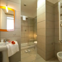 Oasi Village Hotel Милан ванная фото 3