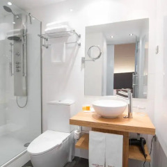 Отель Petit Palace Plaza del Carmen 4* Стандартный номер с различными типами кроватей фото 31