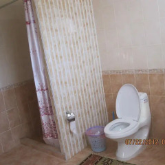 Отель Guest House NUR Кыргызстан, Каракол - отзывы, цены и фото номеров - забронировать отель Guest House NUR онлайн ванная фото 2