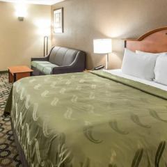 Отель Quality Inn & Suites 3* Стандартный номер фото 4