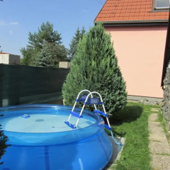 Отель Chata Lucie Злонице бассейн