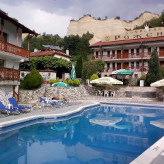 Отель Rozhena Hotel Болгария, Сандански - отзывы, цены и фото номеров - забронировать отель Rozhena Hotel онлайн бассейн