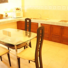 Отель Nanai Villa питание