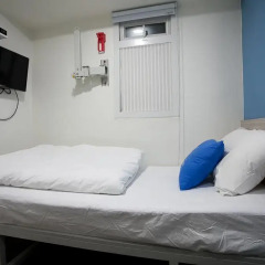 Отель K-GUESTHOUSE Insadong 2 2* Стандартный номер с различными типами кроватей фото 4
