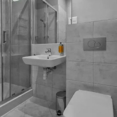 Отель Cinema Rooms - Piotrkowska 4* Апартаменты с различными типами кроватей фото 4