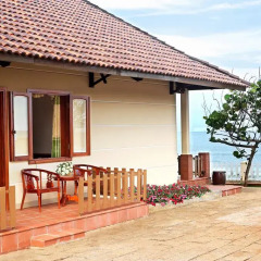 Отель HaiDuong Intourco Resort 3* Улучшенный номер с различными типами кроватей фото 12