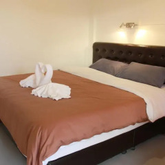 Отель Barefeet Naturist Resort 3* Номер Делюкс с двуспальной кроватью