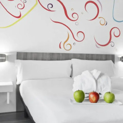 Hotel ibis Styles Madrid Prado 3* Улучшенный номер с различными типами кроватей