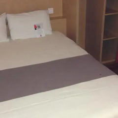 Отель Hôtel ibis Sarcelles комната для гостей фото 11