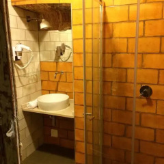 Hub 1878 Faro Hostel Стандартный номер 2 отдельные кровати фото 9