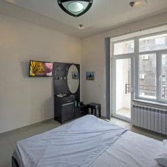 Апартаменты FlatsInYerevan - Apartments at Aram Street (New Building) комната для гостей фото 4