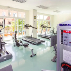 Апартаменты Emerald Palace - Serviced Apartment Паттайя фитнесс-зал фото 2