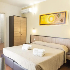 Отель Lewisrooms Affittacamere Италия, Кальяри - отзывы, цены и фото номеров - забронировать отель Lewisrooms Affittacamere онлайн комната для гостей фото 5
