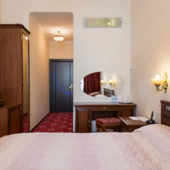 Гостиница Камергерский 3* Улучшенный номер с двуспальной кроватью фото 4