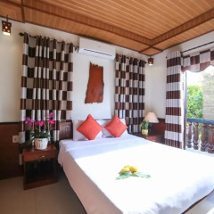 Отель Quang Xuong Homestay комната для гостей фото 2