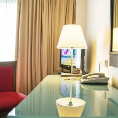 Отель Novotel Bangkok On Siam Square 4* Улучшенный номер с различными типами кроватей фото 16