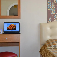 Second Home Hostel Стандартный семейный номер фото 2