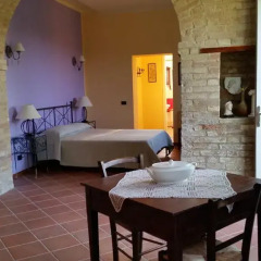 Отель B&b Cervare Монтелупоне комната для гостей фото 3