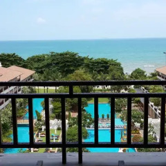 Отель The Heritage Pattaya Beach Resort 4* Люкс с различными типами кроватей фото 11