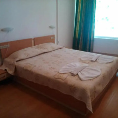 Апартаменты Apartments Yassen комната для гостей фото 2