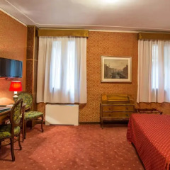 Hotel La Fenice Et Des Artistes 3* Стандартный номер с различными типами кроватей фото 2